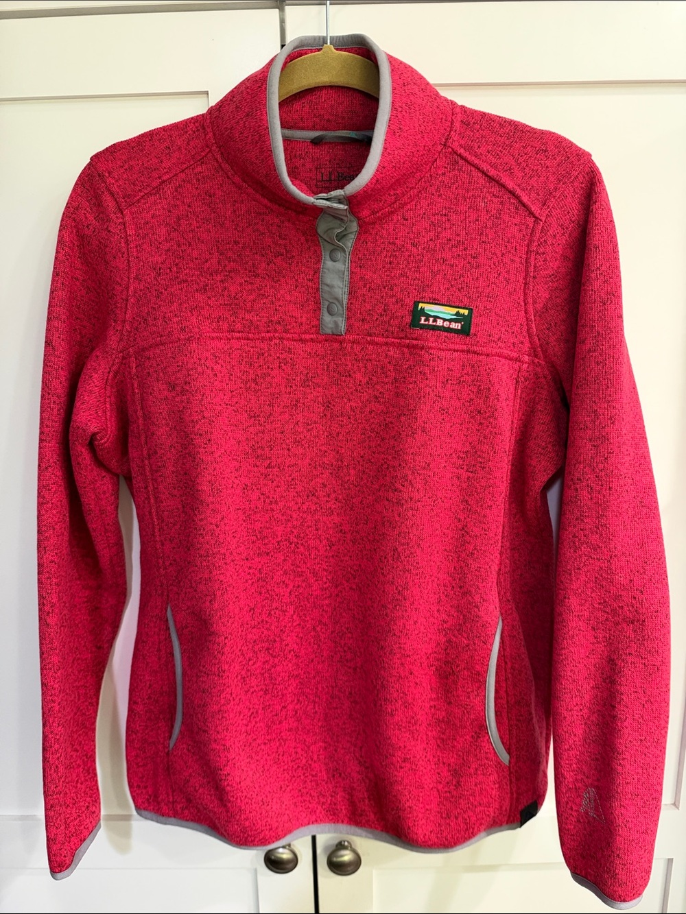 L.L. Bean Women’s Dark Pink Heathered Zip-Up Fleece with Contrast Trim Medium